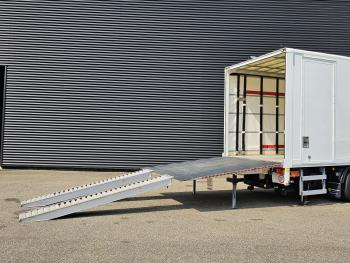 TGM 26.320 6x2-4 / 6000 kg TAIL LIFT / LBW